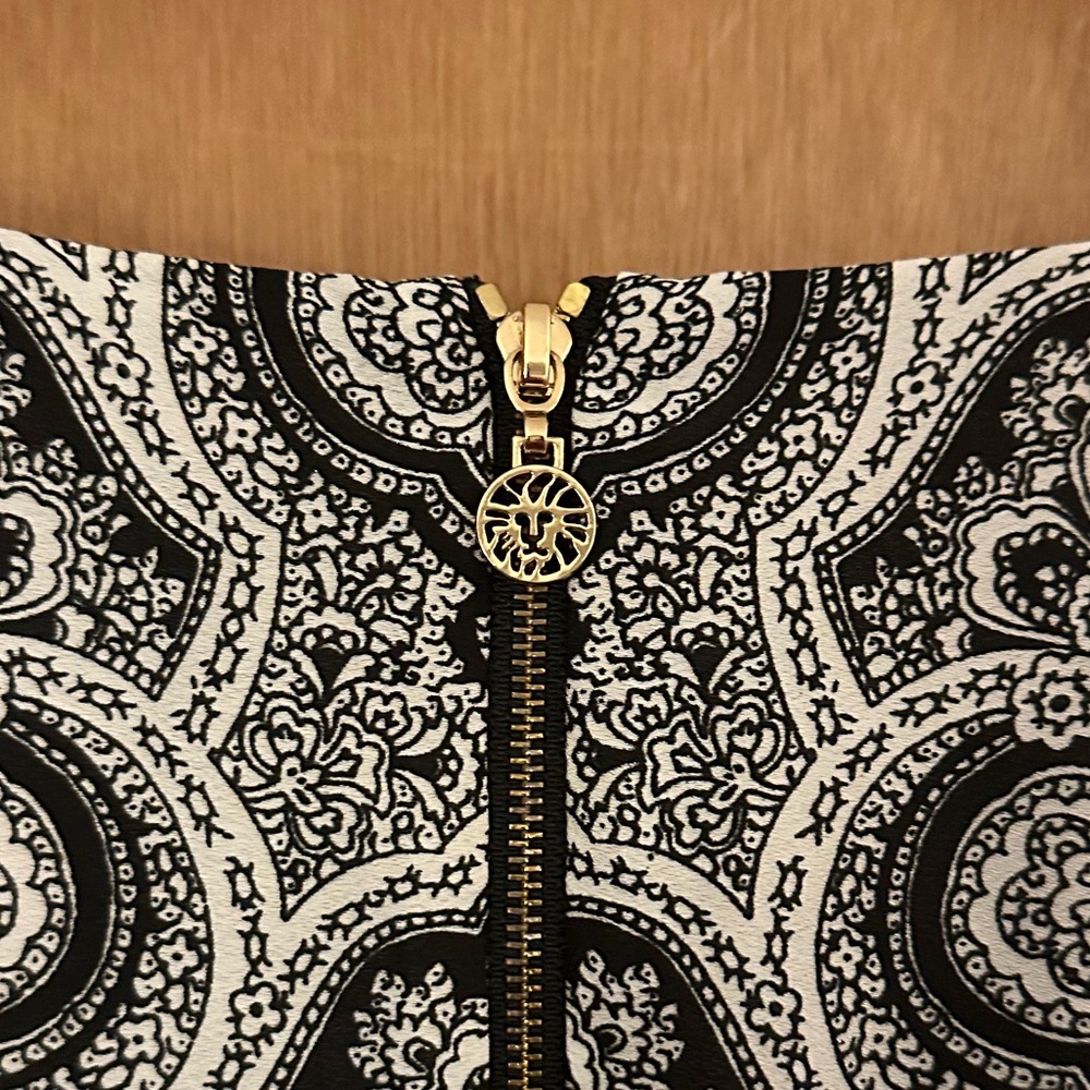 Anne Klein, Patterned Tank Top Blouse - Picture 4 of 5